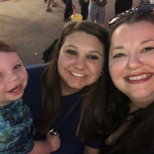 Meet your Posher, Jadelyn